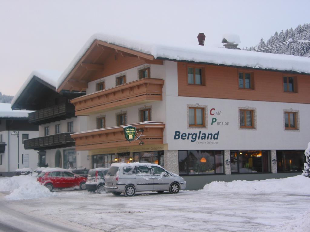 Haus Bergland Hotel Fieberbrunn Exterior photo